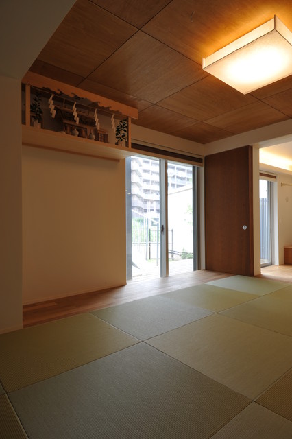 OFF-STAGE HOUSE japanisch-wohnzimmer