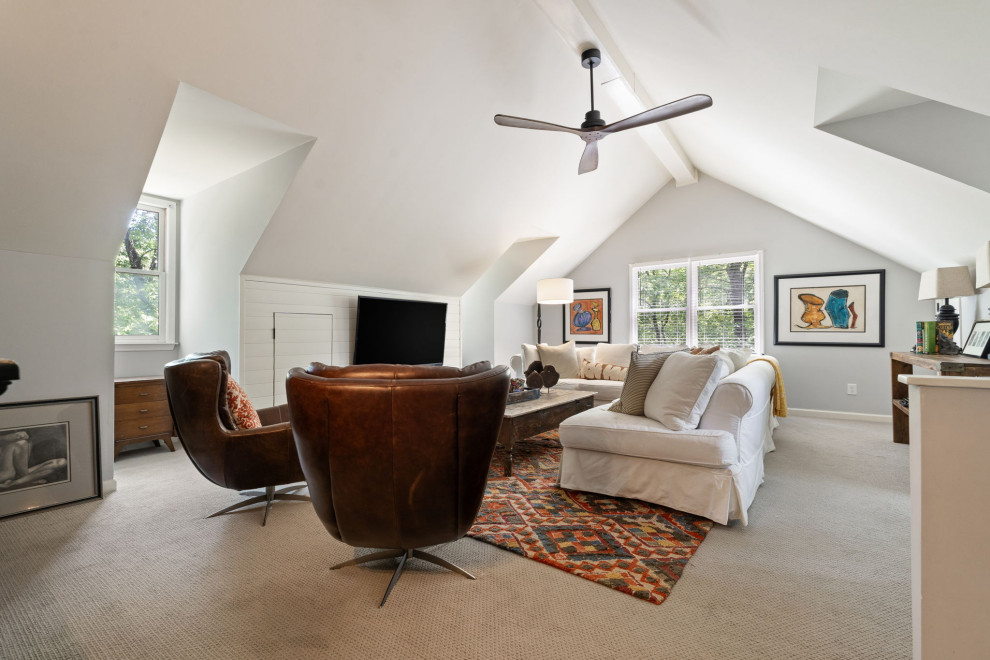 1950 River Way Drive