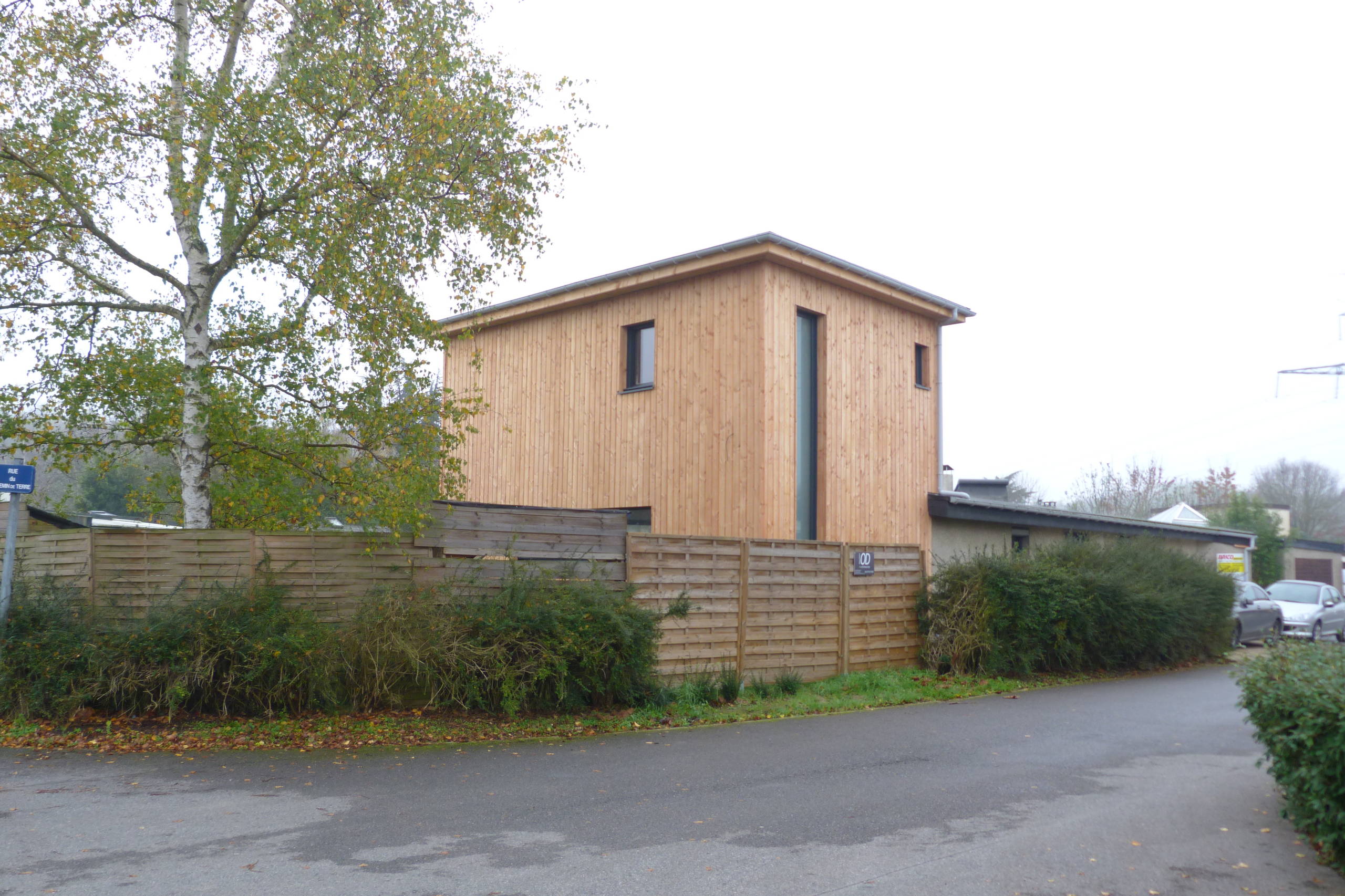 Maison sur rue après intervention