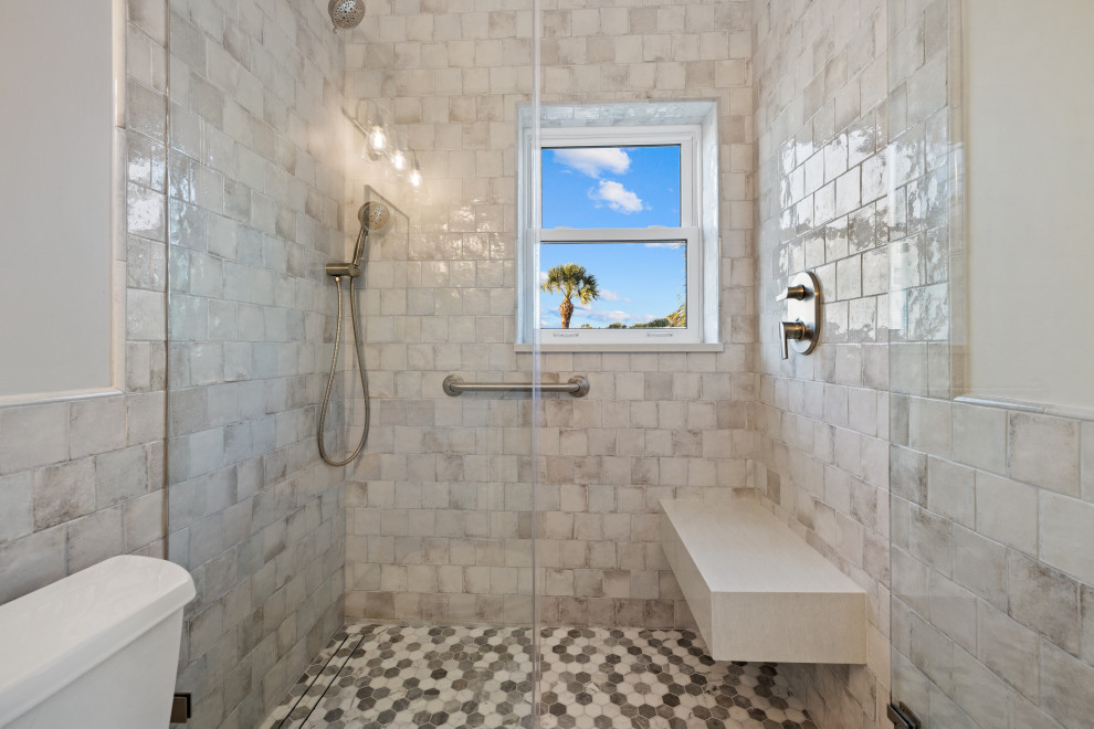 The Gulf Shores Residence - Beachfront Modern Living