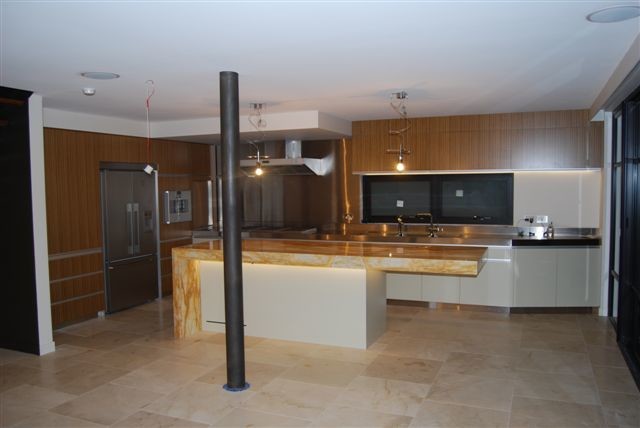 Kitchen contemporary-koek