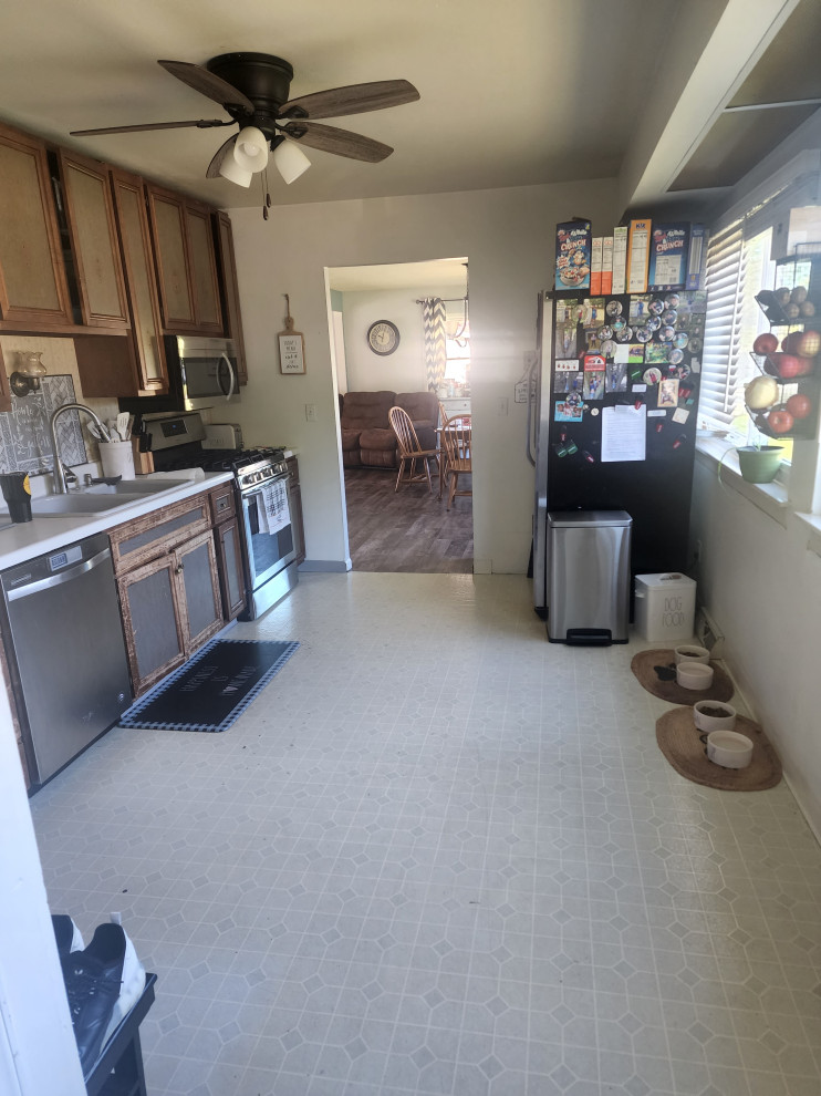 White & Grey Shaker Kitchen