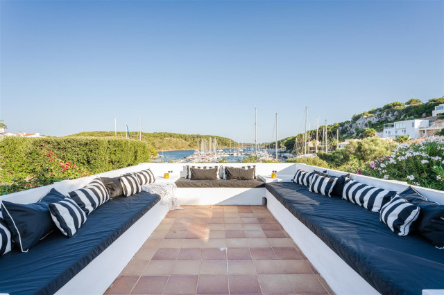 Addaia Reform contemporaneo-terraza-y-balcon