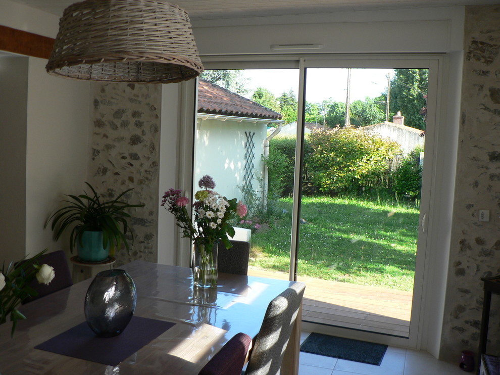 Design ideas for a country dining room in Nantes.