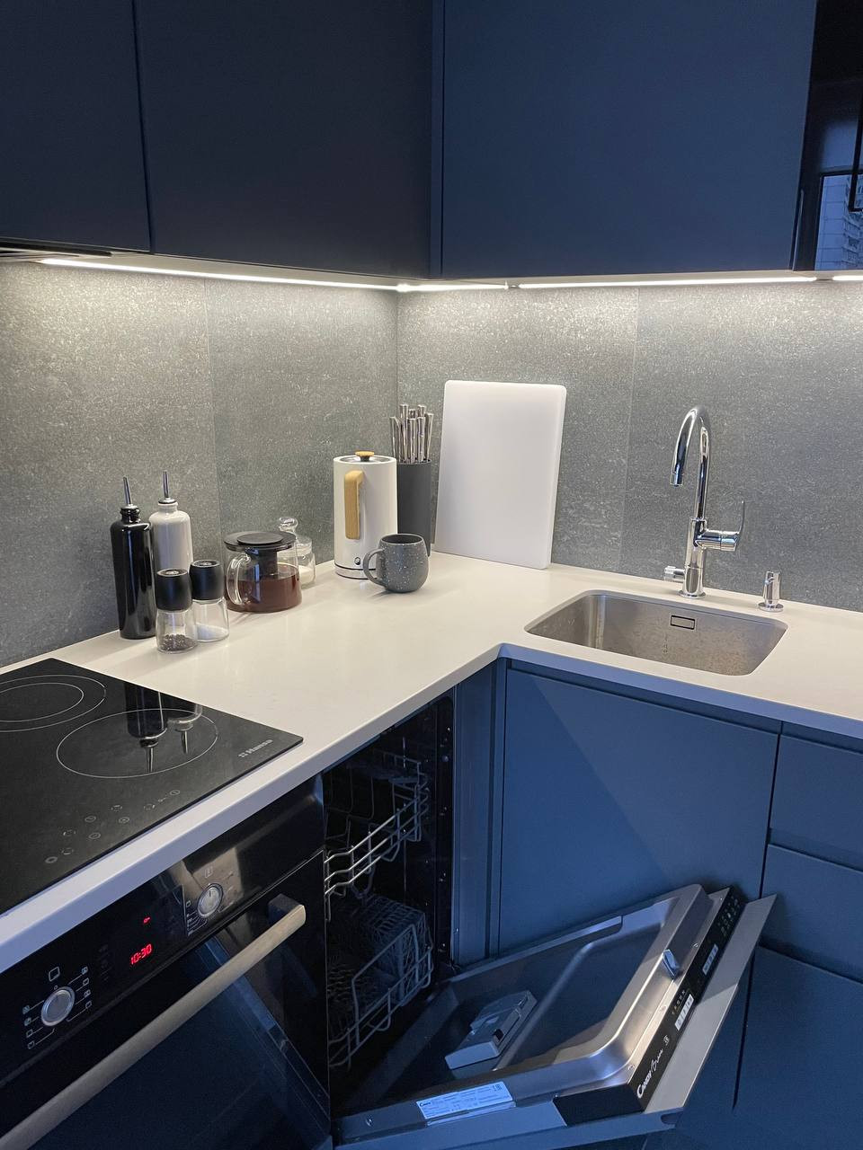 Реализация кухни по дизайн-проекту в однокомнатной квартире, 2022