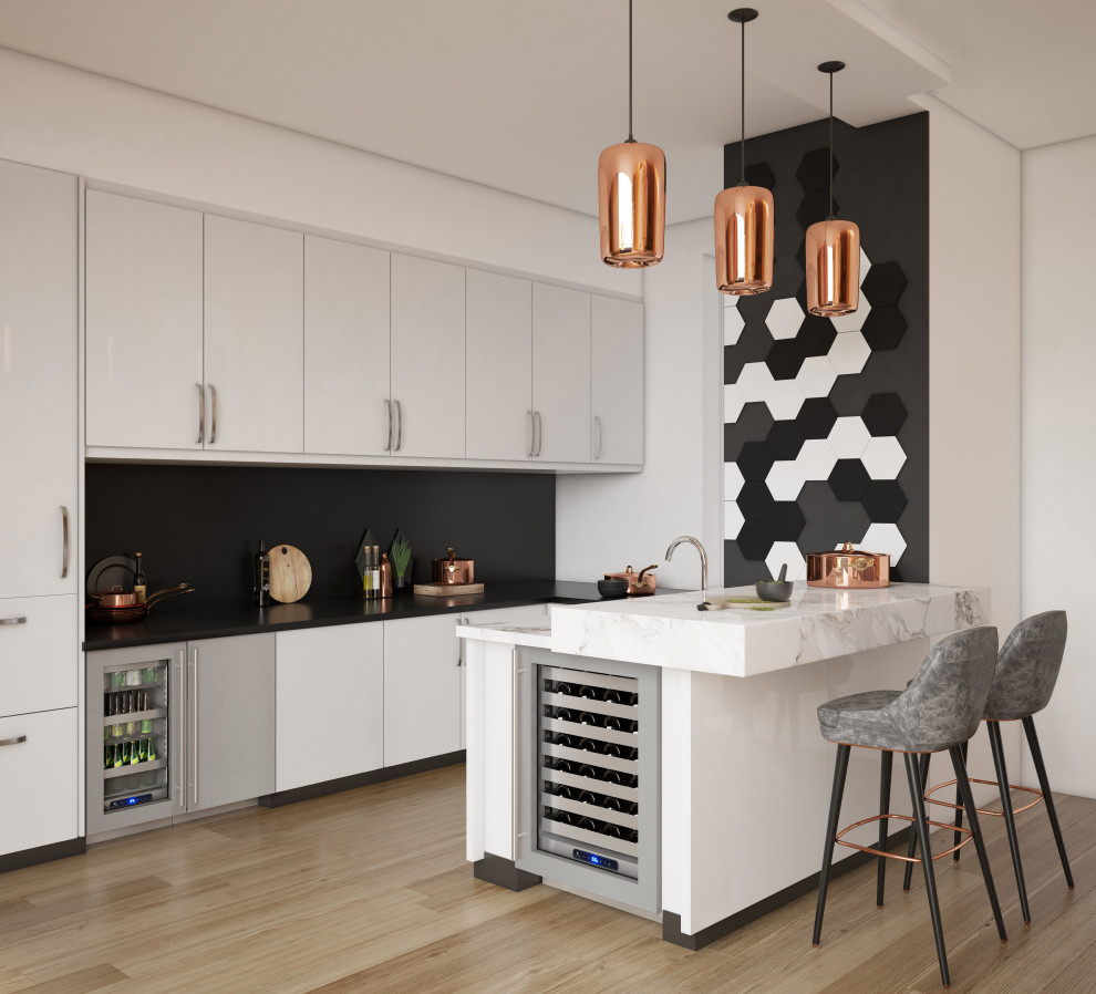 Inspiration for a transitional home design remodel in Milwaukee