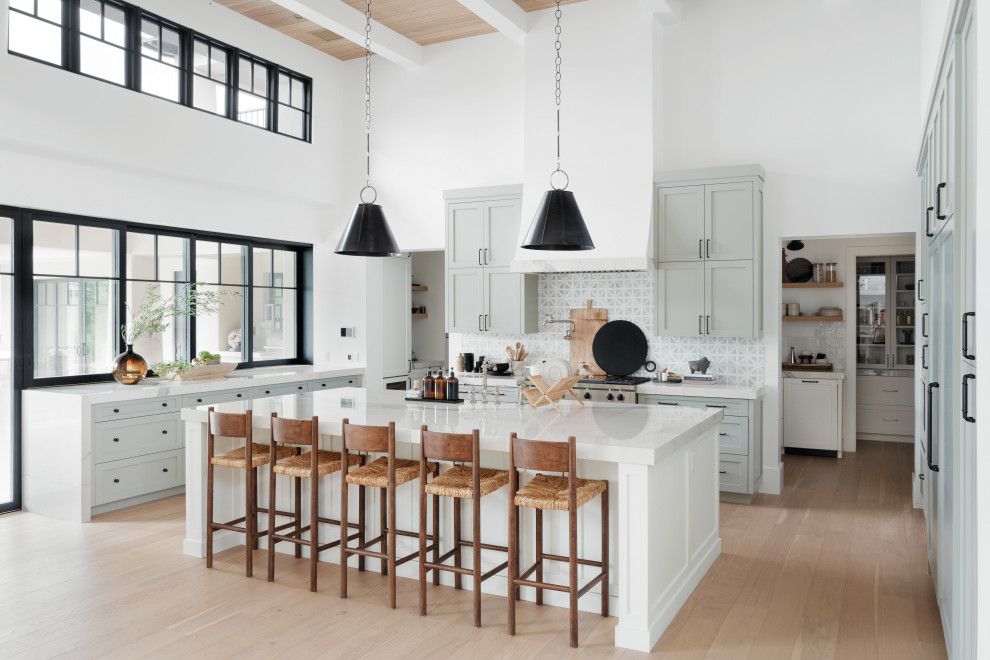 Inspiration for a transitional kitchen remodel in Phoenix