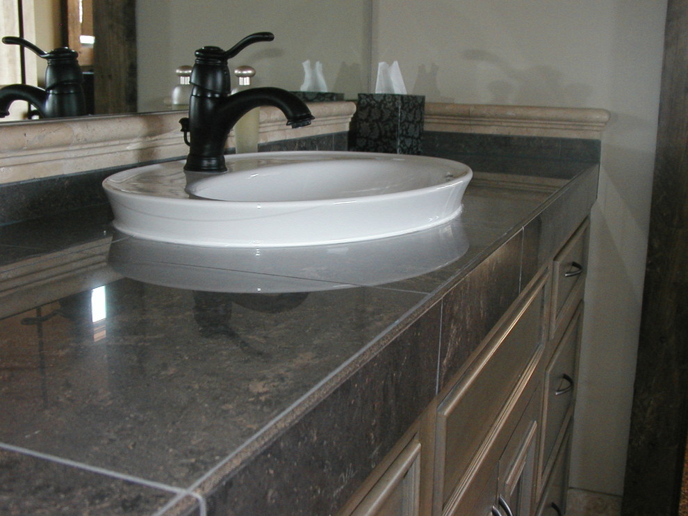 Home design - transitional home design idea