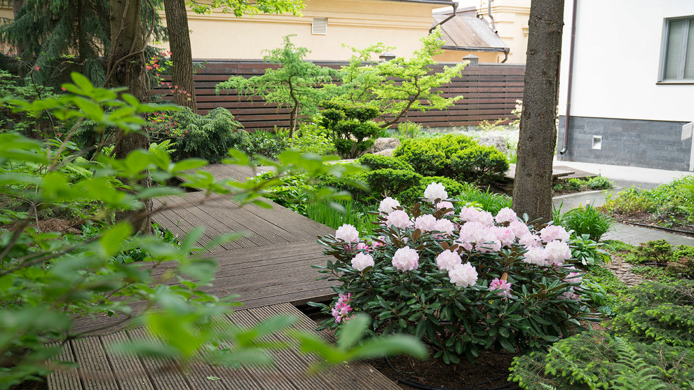 Сад с японским характером в КП  "Ландшафт", Усово 2010 г