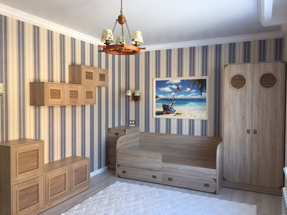 Мебель для детской в морском стиле.