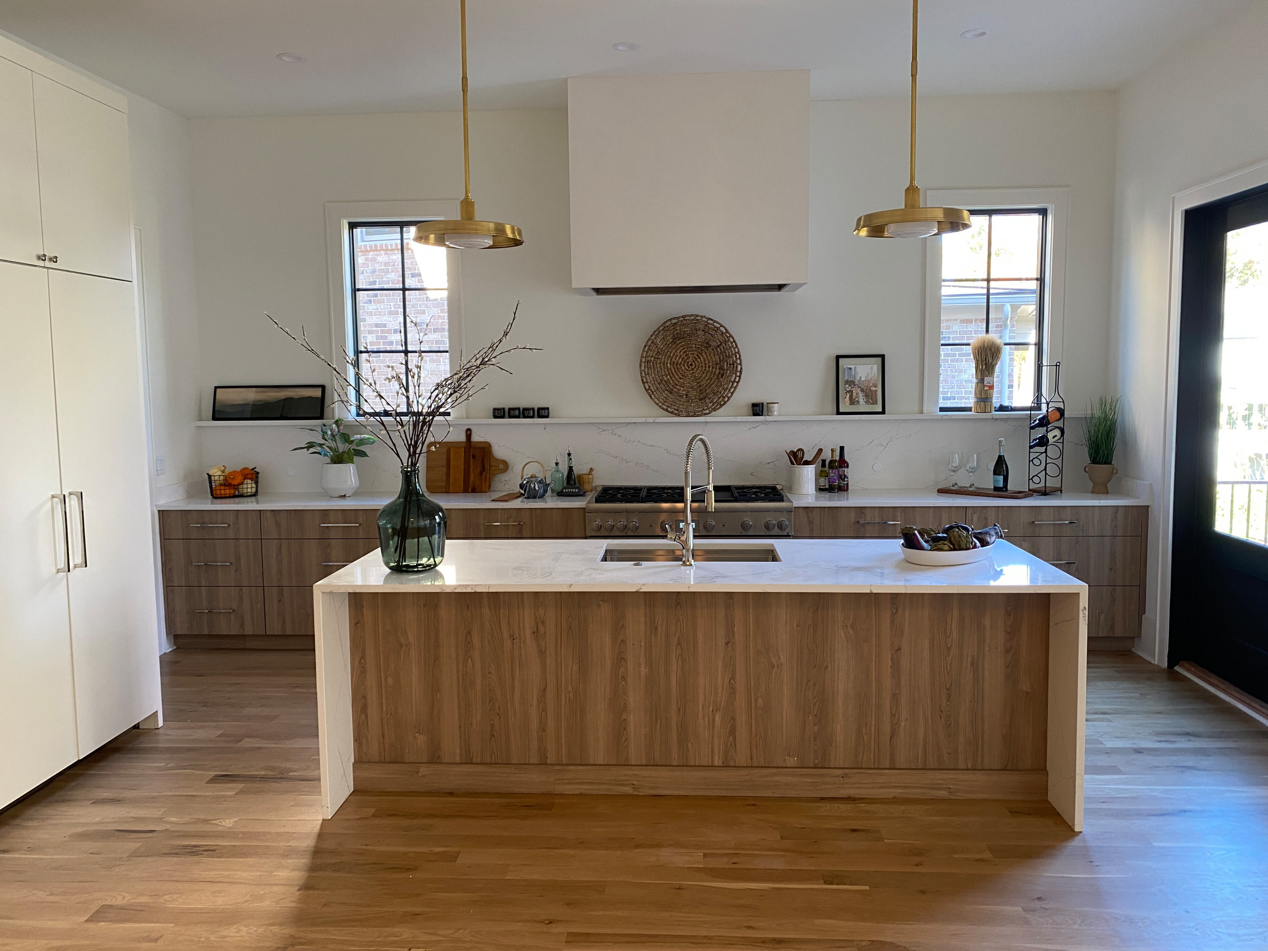 Contemporary Kitchen