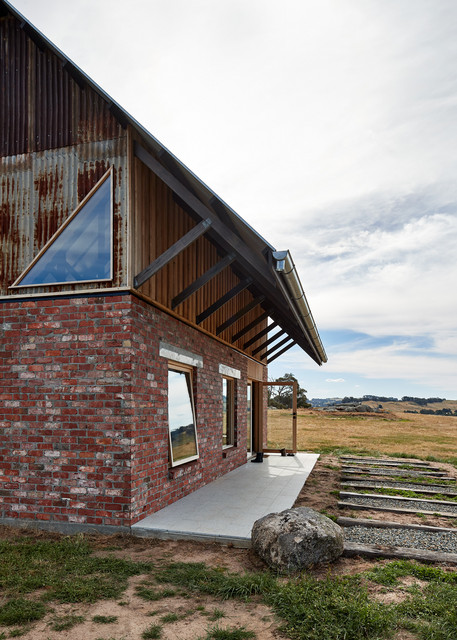Nulla Vale rustic-house-exterior