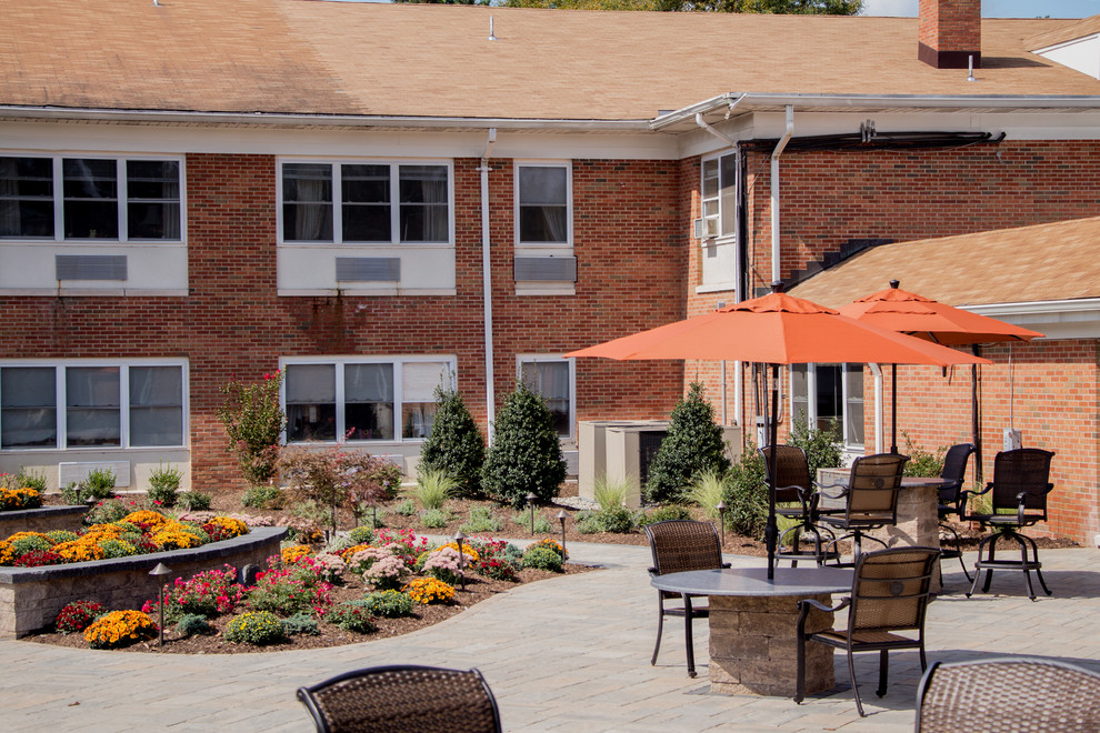 Building a Comfortable Community