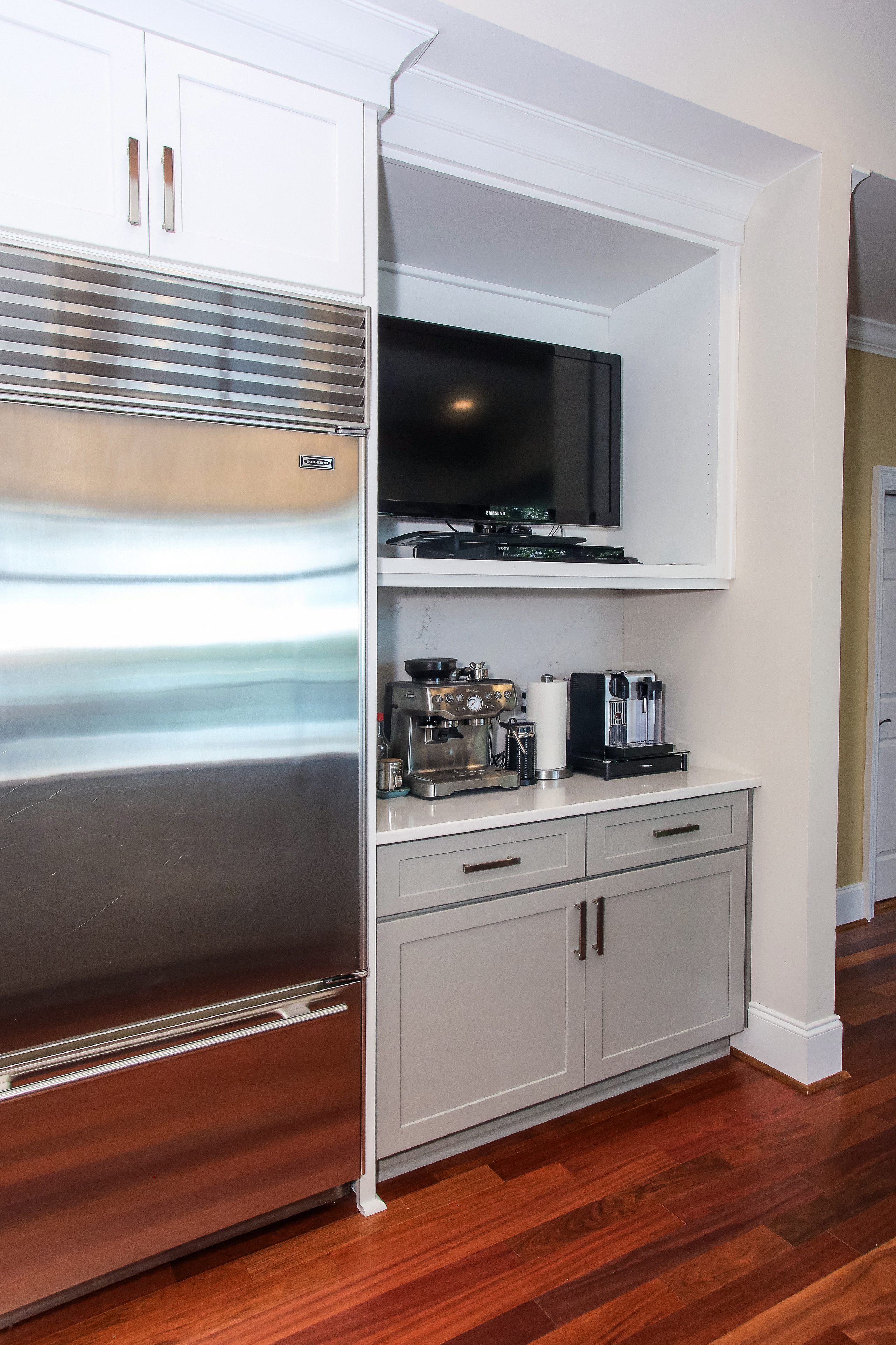 Lake View Kitchen Remodeling