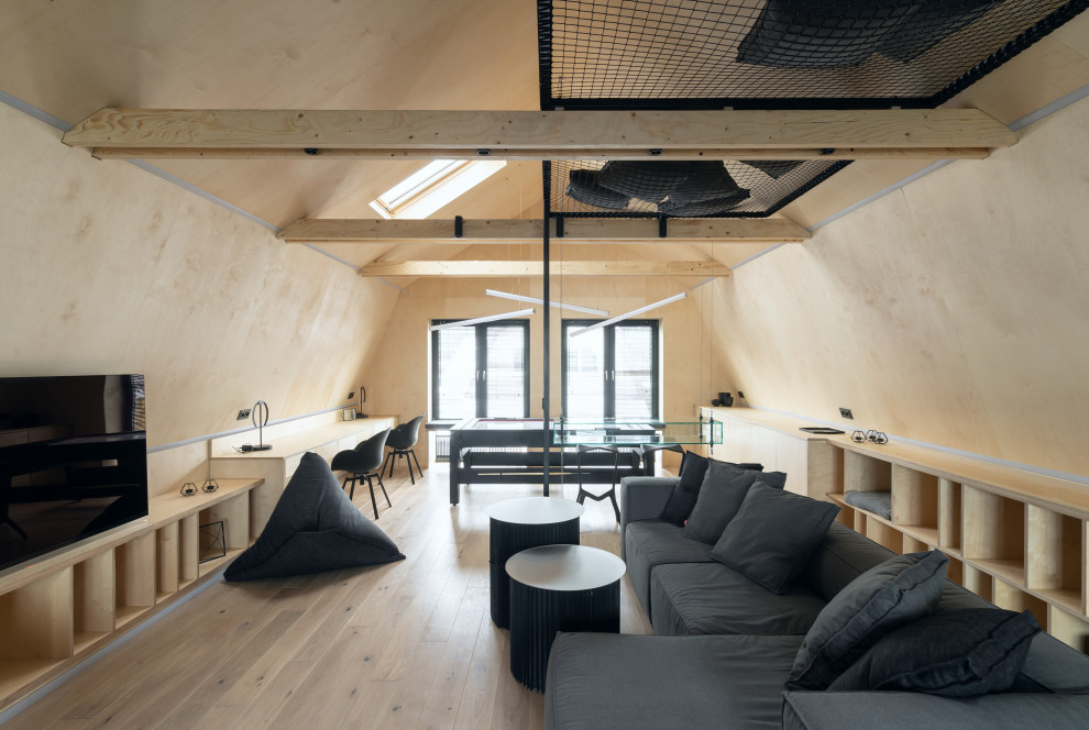 Две стороны одной мансарды