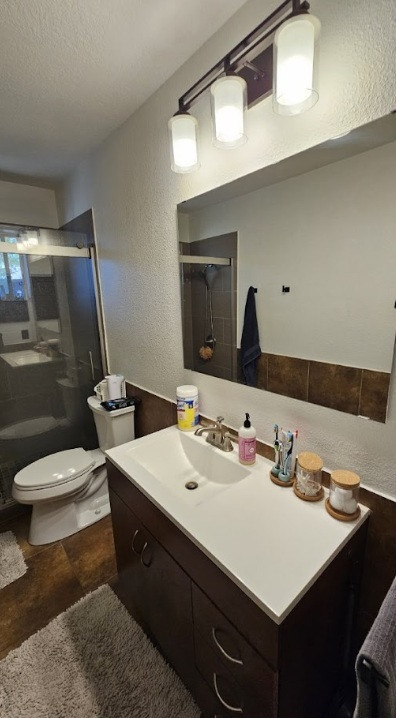Allen, TX - Marie Guest Bathroom renovation