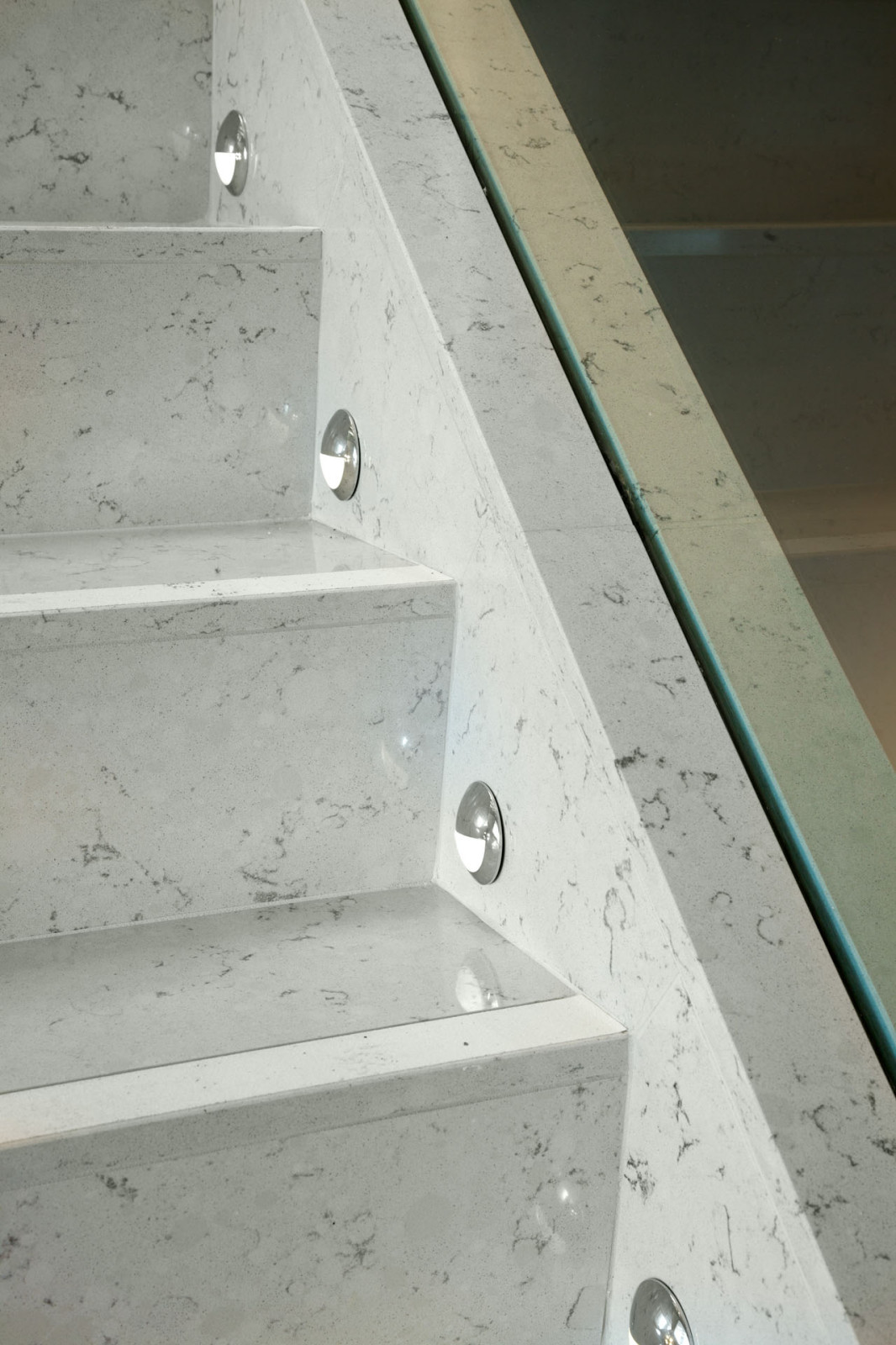 Изделия из кварцевого агломерата Камбрия CAMBRIA