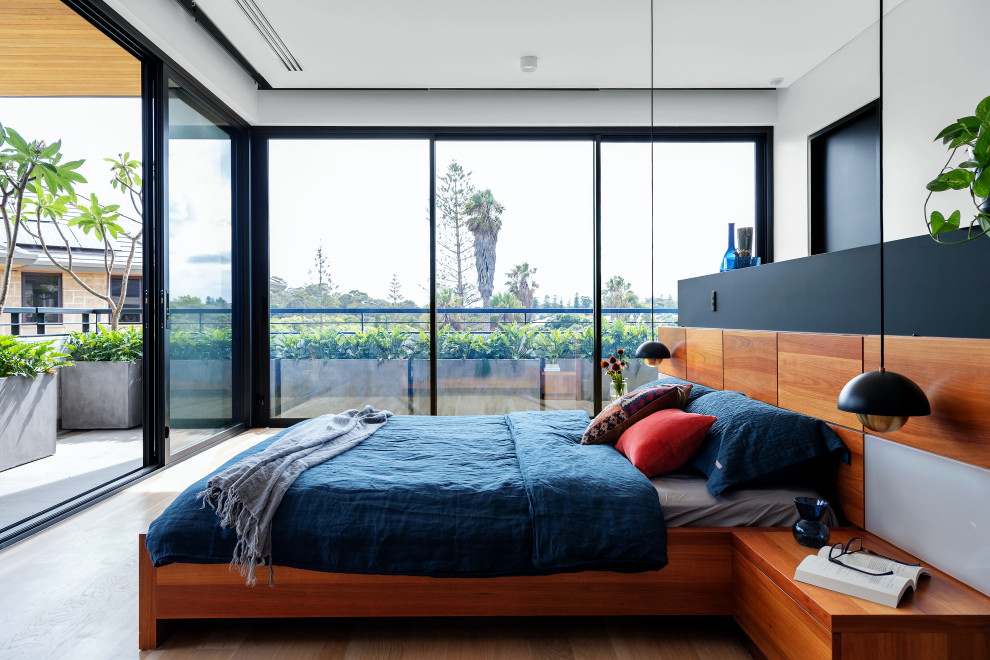 Inspiration for a midcentury bedroom in Perth.