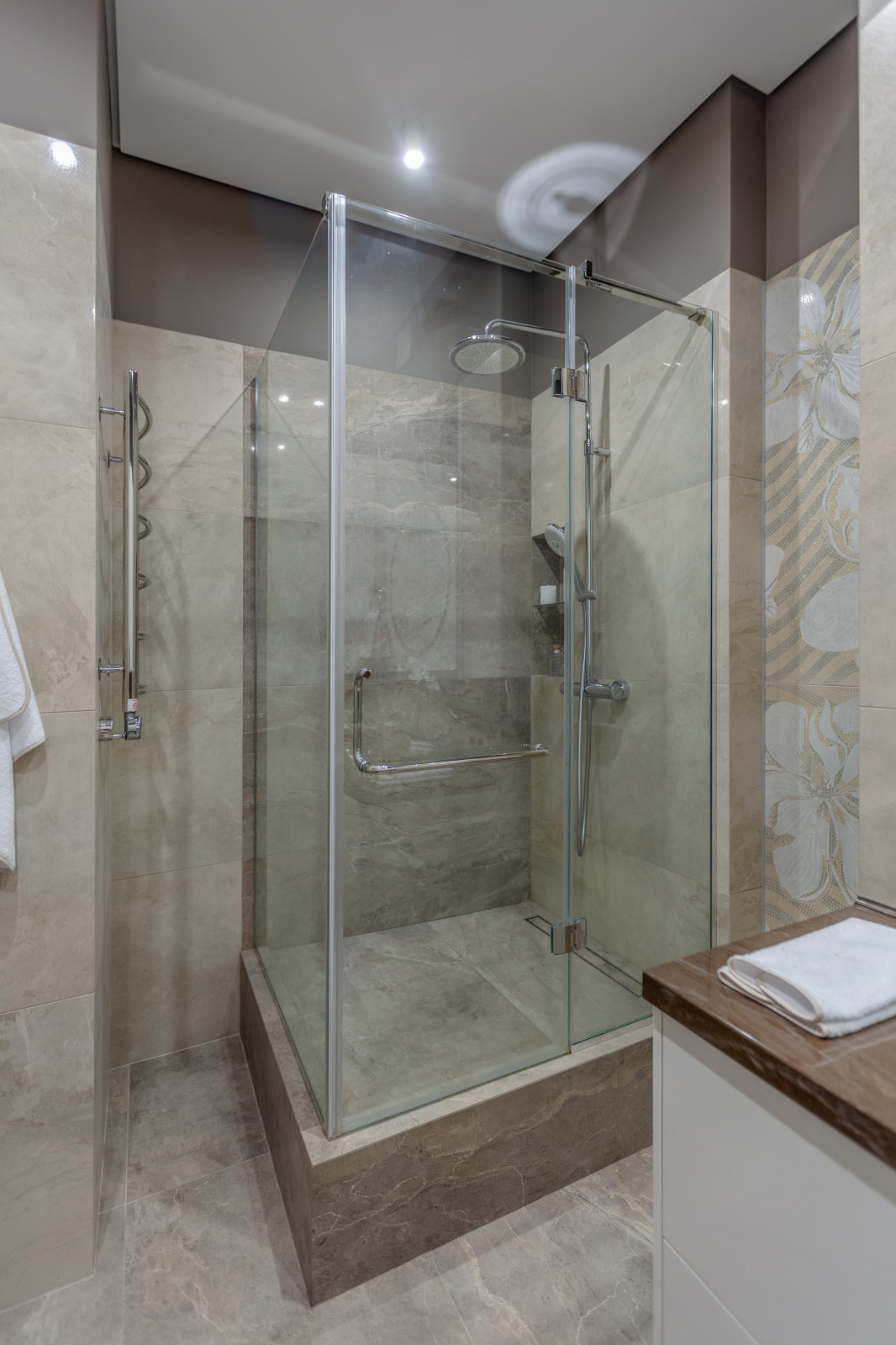 Дизайн-проект пентхауса в ЖК Европейский берег с высотой потолка 5,8 м.