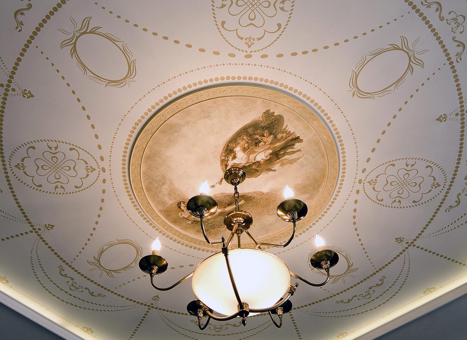 Жилая квартира. г. Полтава. "Роскошь с привкусом виски"