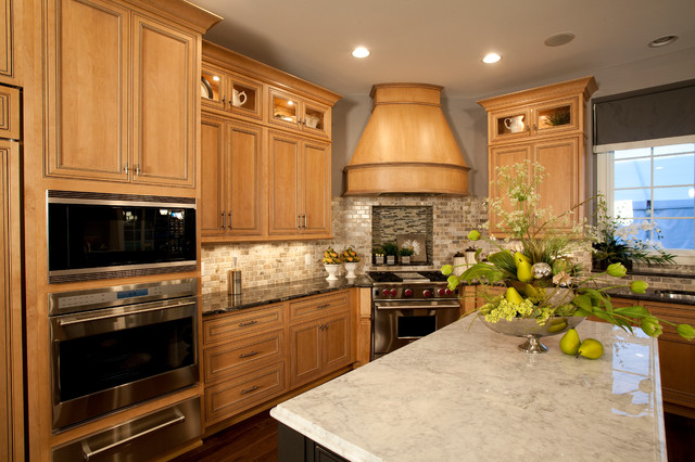 Kitchen moderno-cucina
