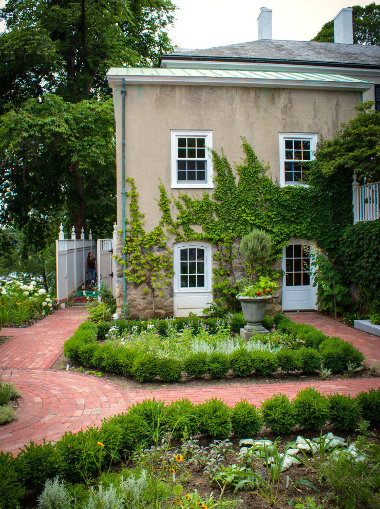 Traditional garden in Boston.