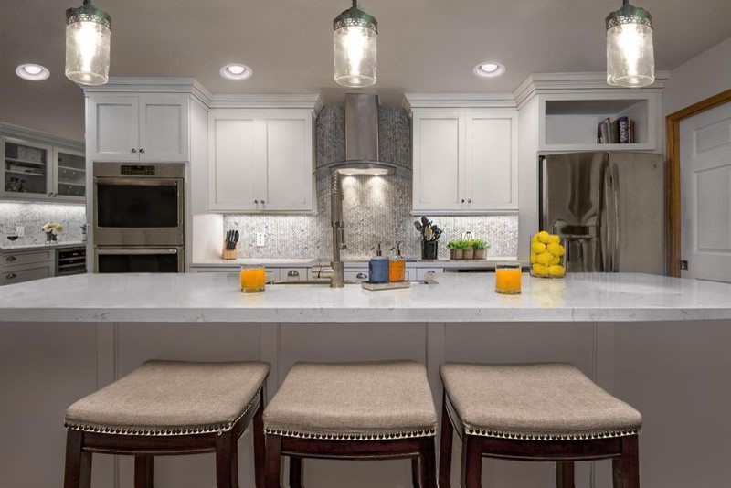 Inspiration for a large transitional kitchen remodel in Phoenix