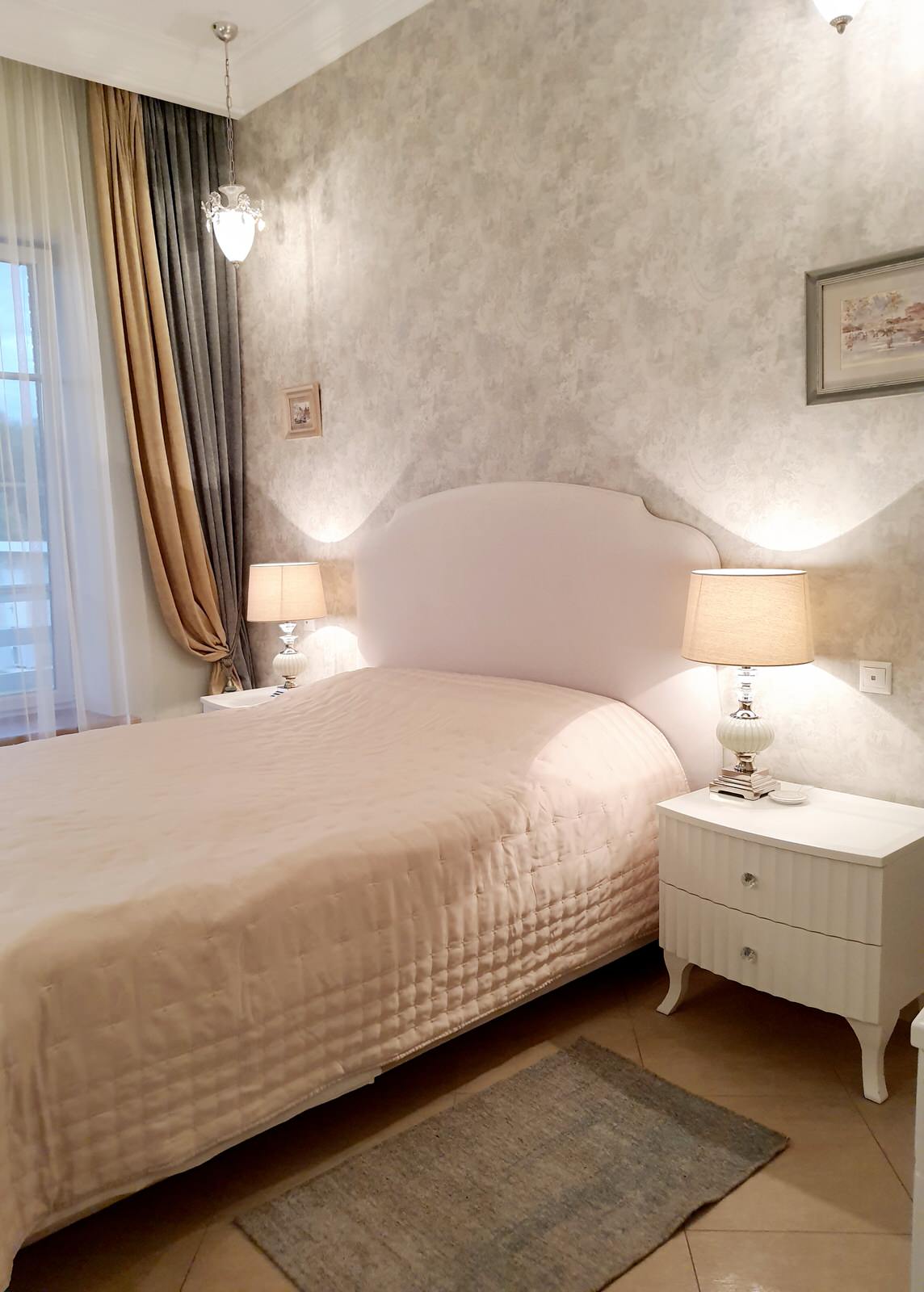 Спальня в мятных тонах