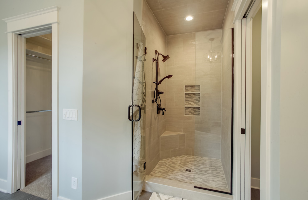 Example of a transitional bathroom design in Grand Rapids