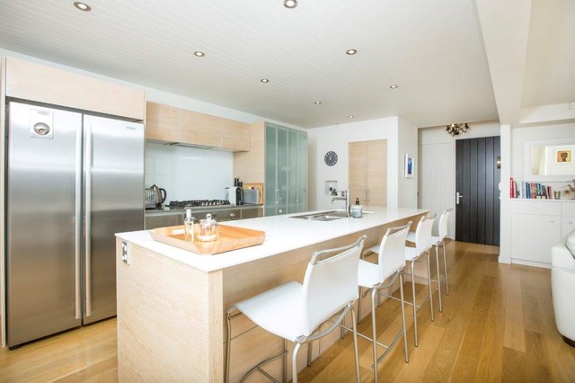 Beach House beach-style-kitchen