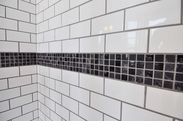 Tile work di-transizione-stanza-da-bagno
