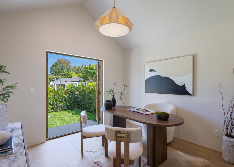Home office - scandinavian home office idea in Los Angeles