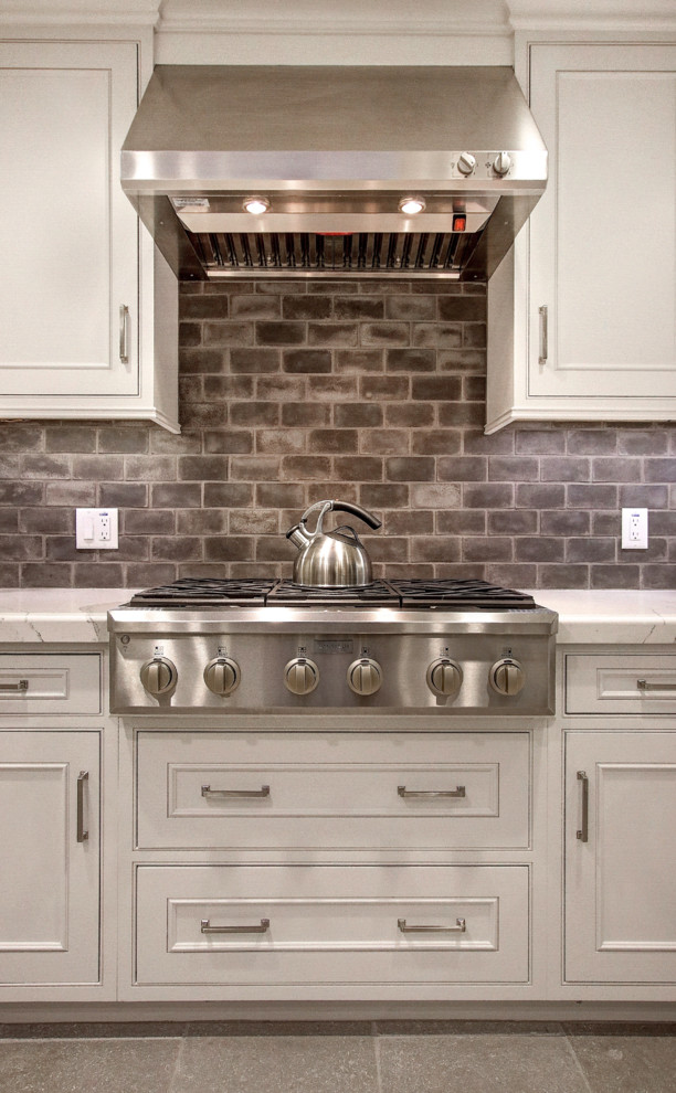 Inspiration for a transitional kitchen remodel in Phoenix
