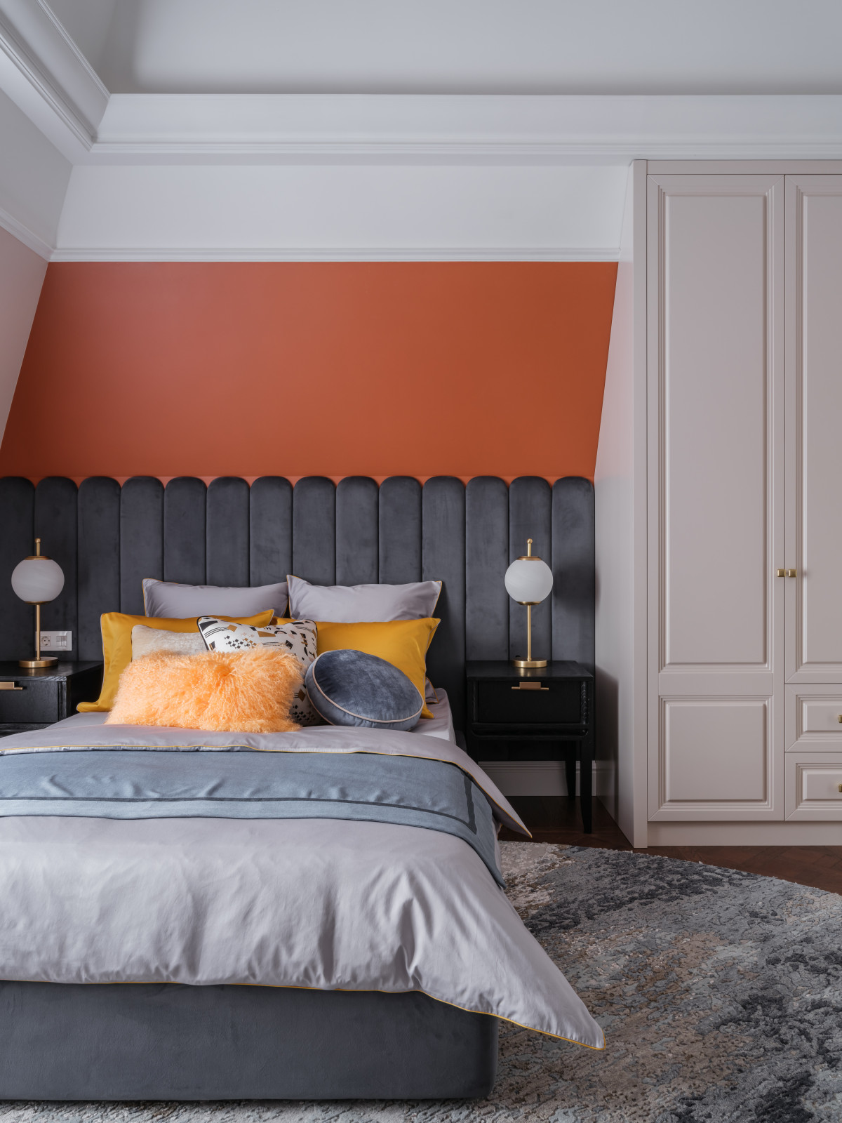 Стилизация загородного дома в КП Довиль