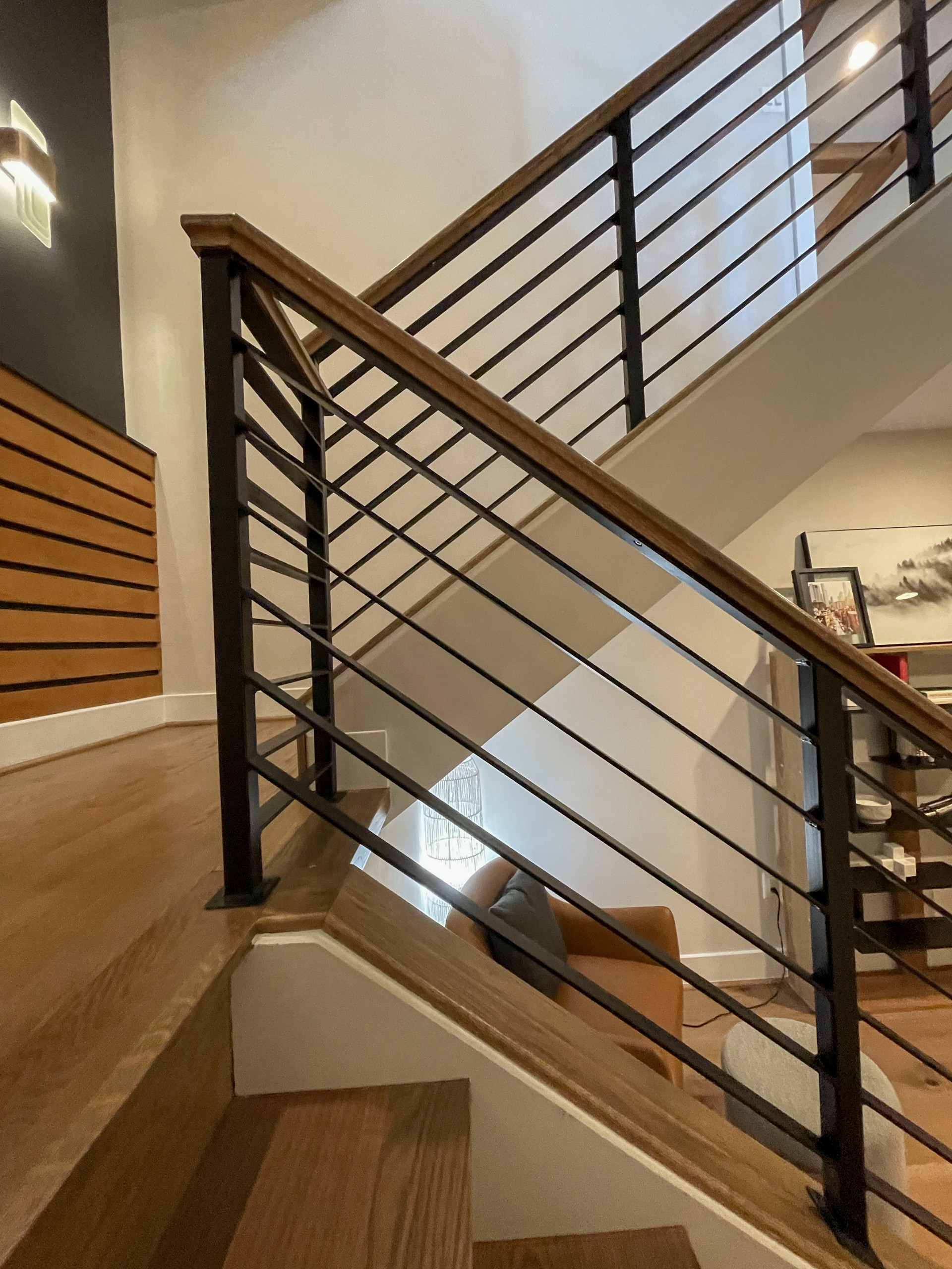 113_Floating Straight- Stringers with No Risers in Contemporary Home, Bethesda M