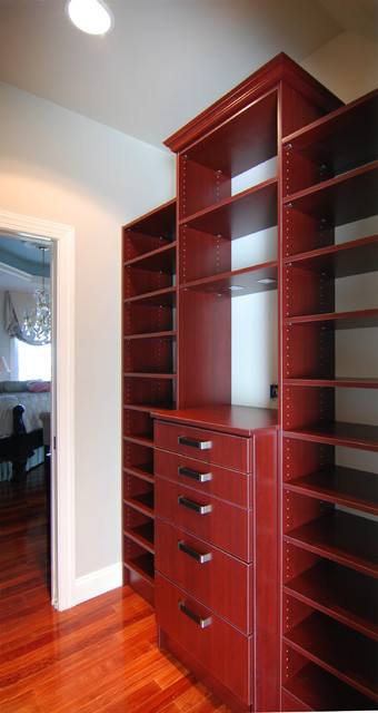 Walk-in Chester (his) traditional-cabinet