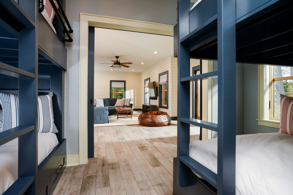Home design - rustic home design idea in Boston
