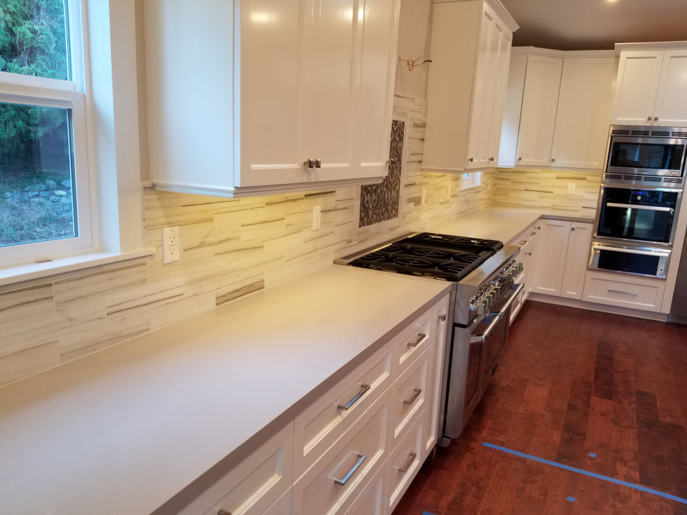Kitchen - kitchen idea in Orange County