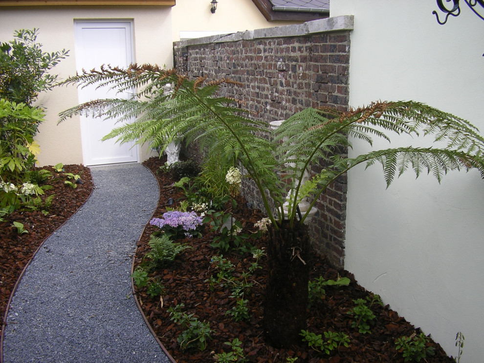 Aménagement d'une allée de jardin