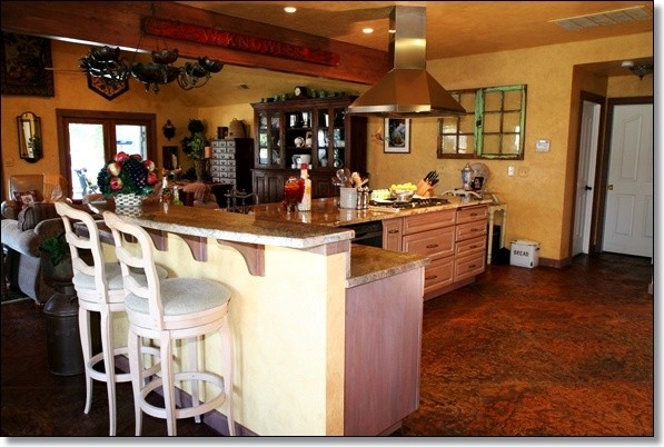 Kitchen - rustic kitchen idea