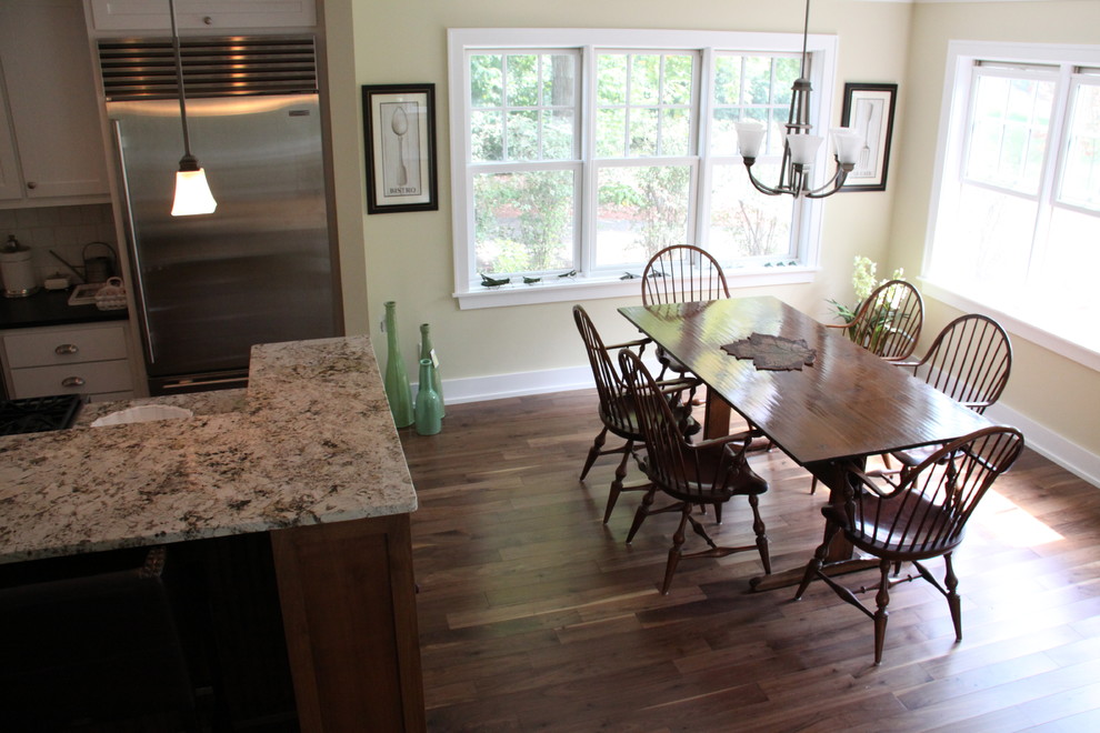 Dining room - transitional dining room idea in Minneapolis