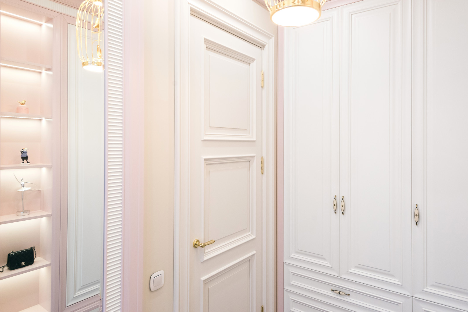 Гардеробная комната девочки