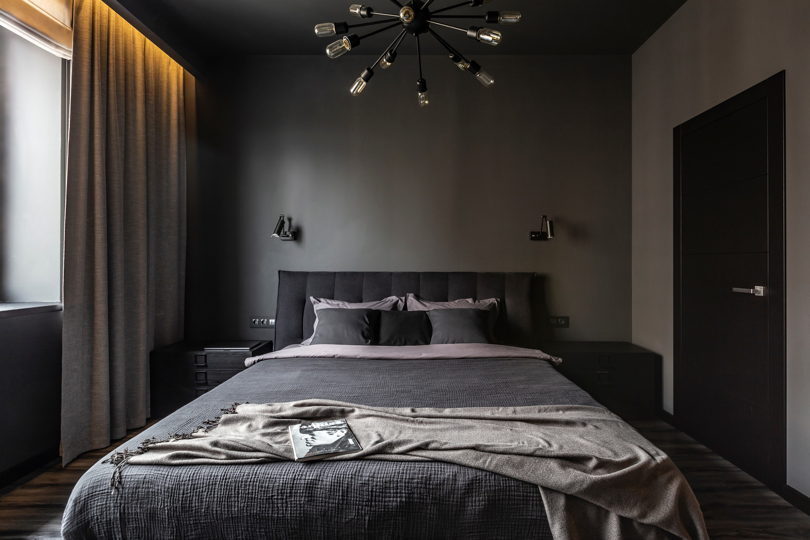 Мужской интерьер в оттенках чёрного