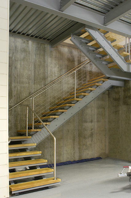 PolishedGarage industrial-treppen