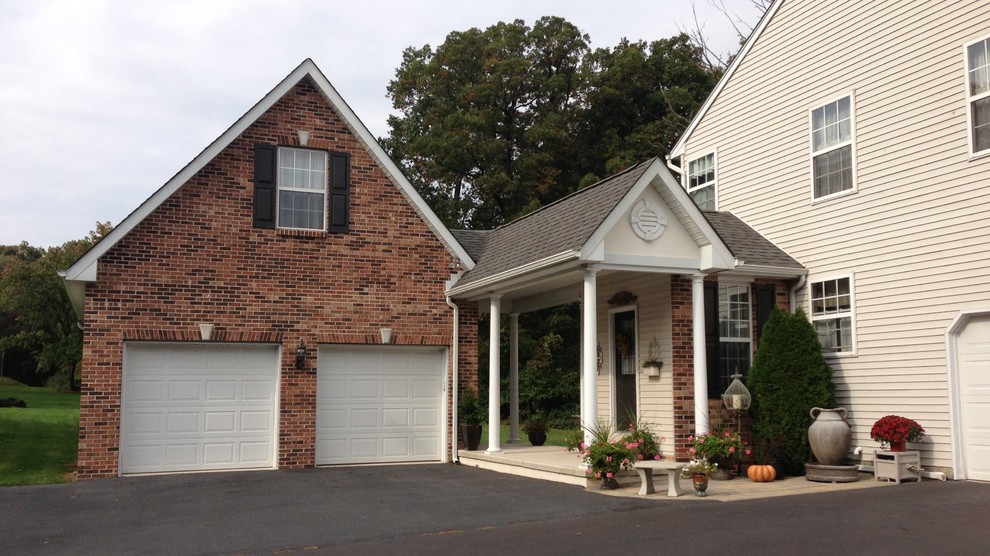 This is an example of a traditional shed and granny flat in Philadelphia.