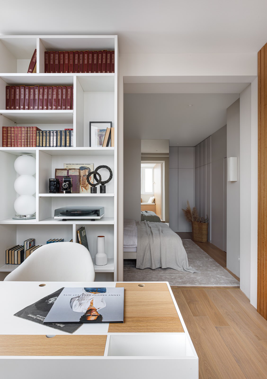 Трехкомнатная квартира в стиле джапанди