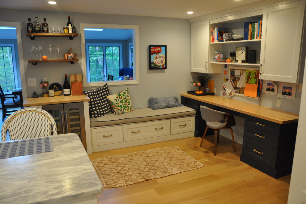 Home design - transitional home design idea in Boston