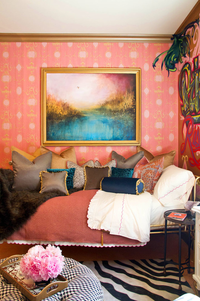 Inspiration for a traditional bedroom in Los Angeles with pink walls.