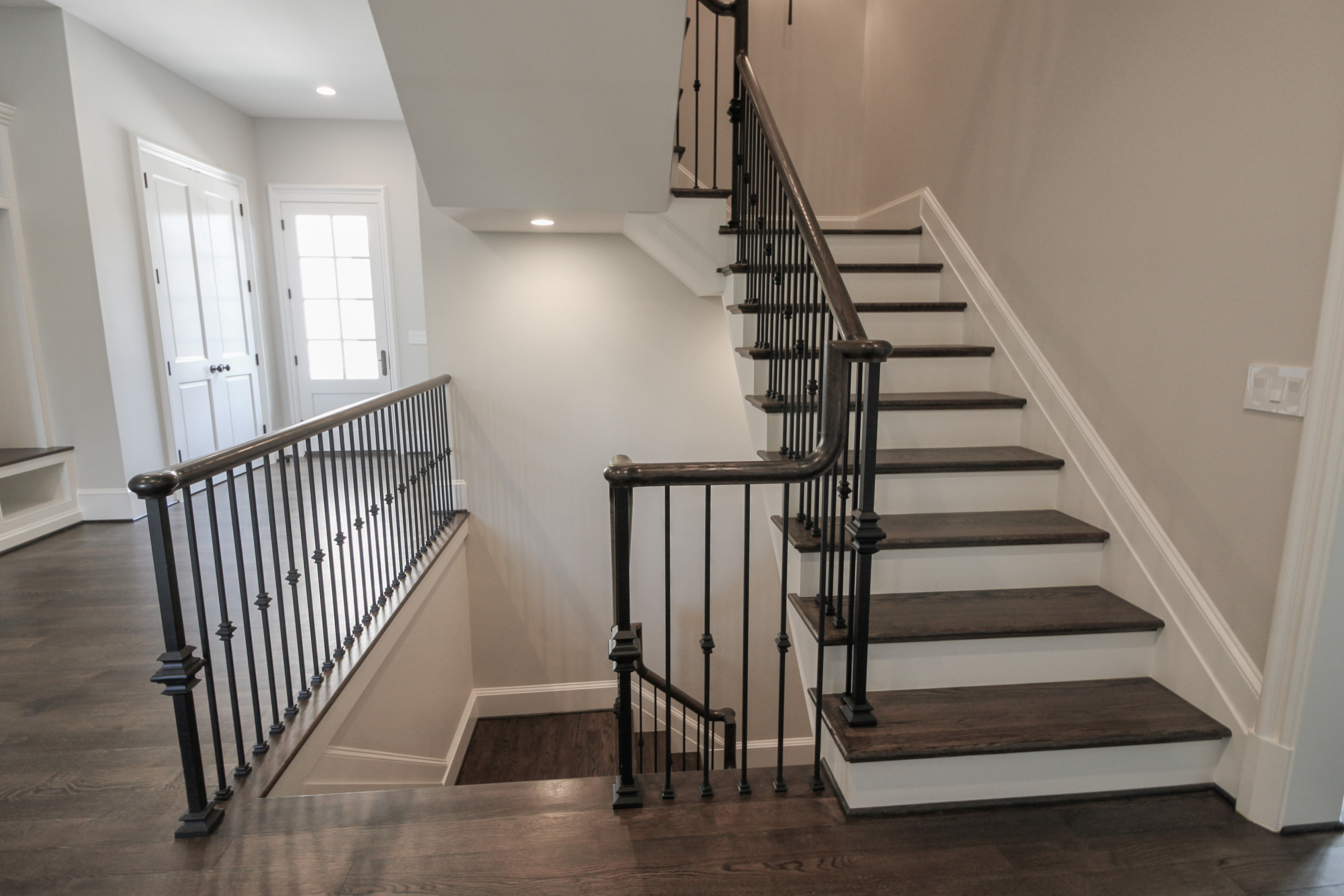 86_ Gorgeous Floating Curved Staircase, McLean VA 22066