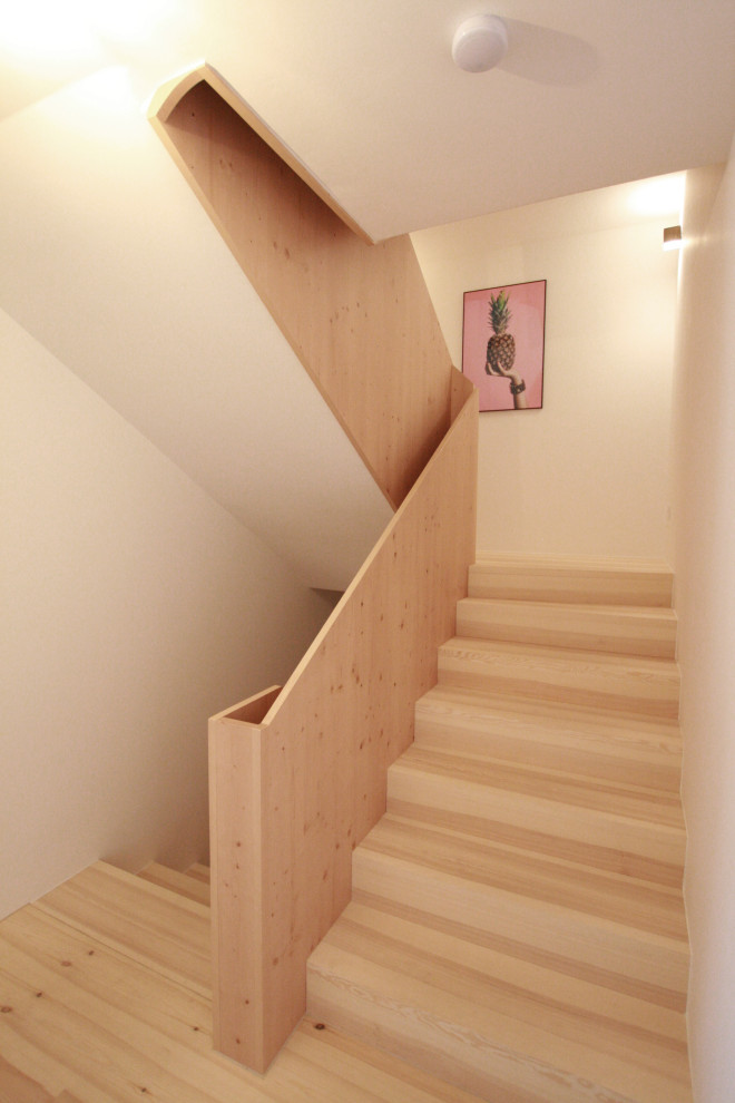Design ideas for a contemporary staircase in Munich.